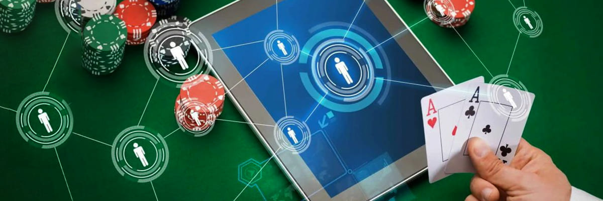 ck999 ক্যাসিনো ভিজ্যুয়াল মন্টাজ—গেম টাইল, টেবিল স্টাইল এলিমেন্ট ও লাইভ ডিলার পরিবেশসহ